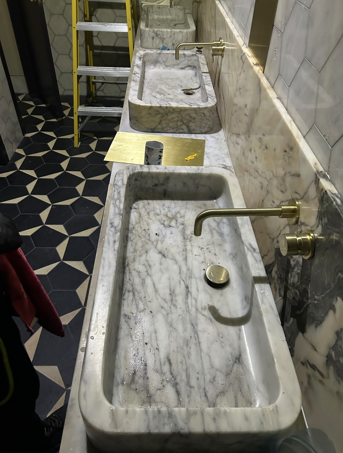 Hexaclean Solutions - Professional Cleaners Dublin