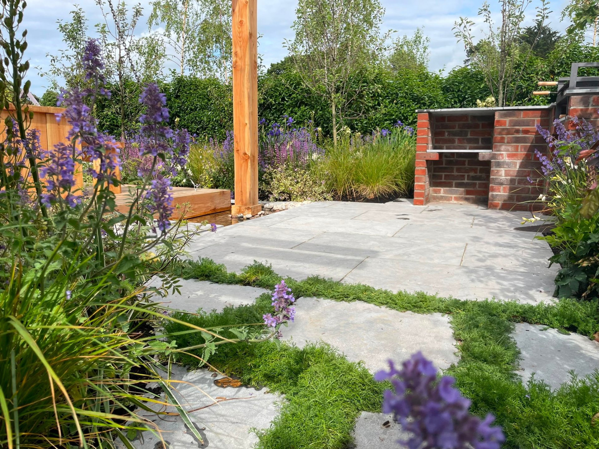 SAS Landscapes Ltd.