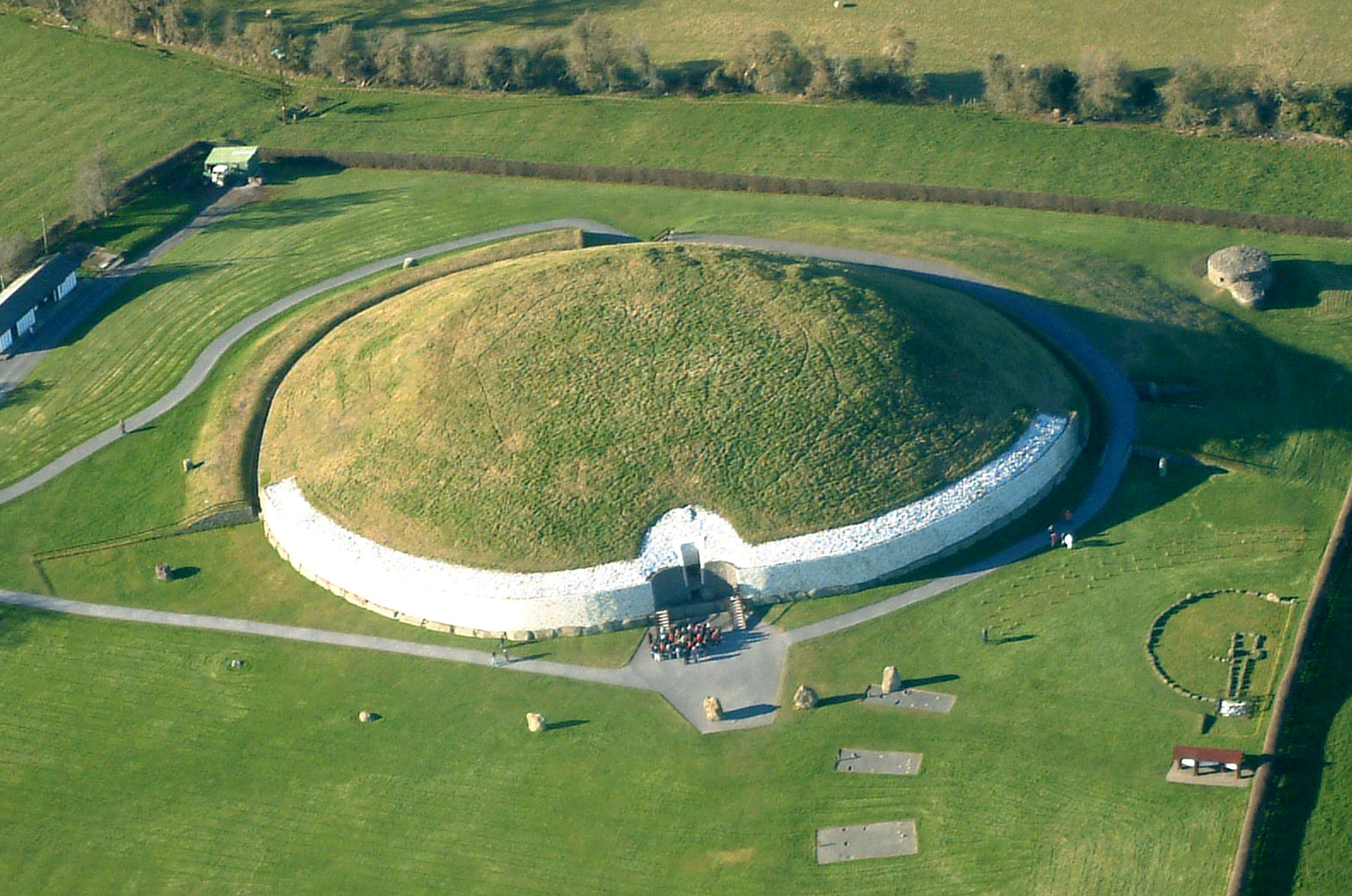 Newgrange & Boyne Valley Tours