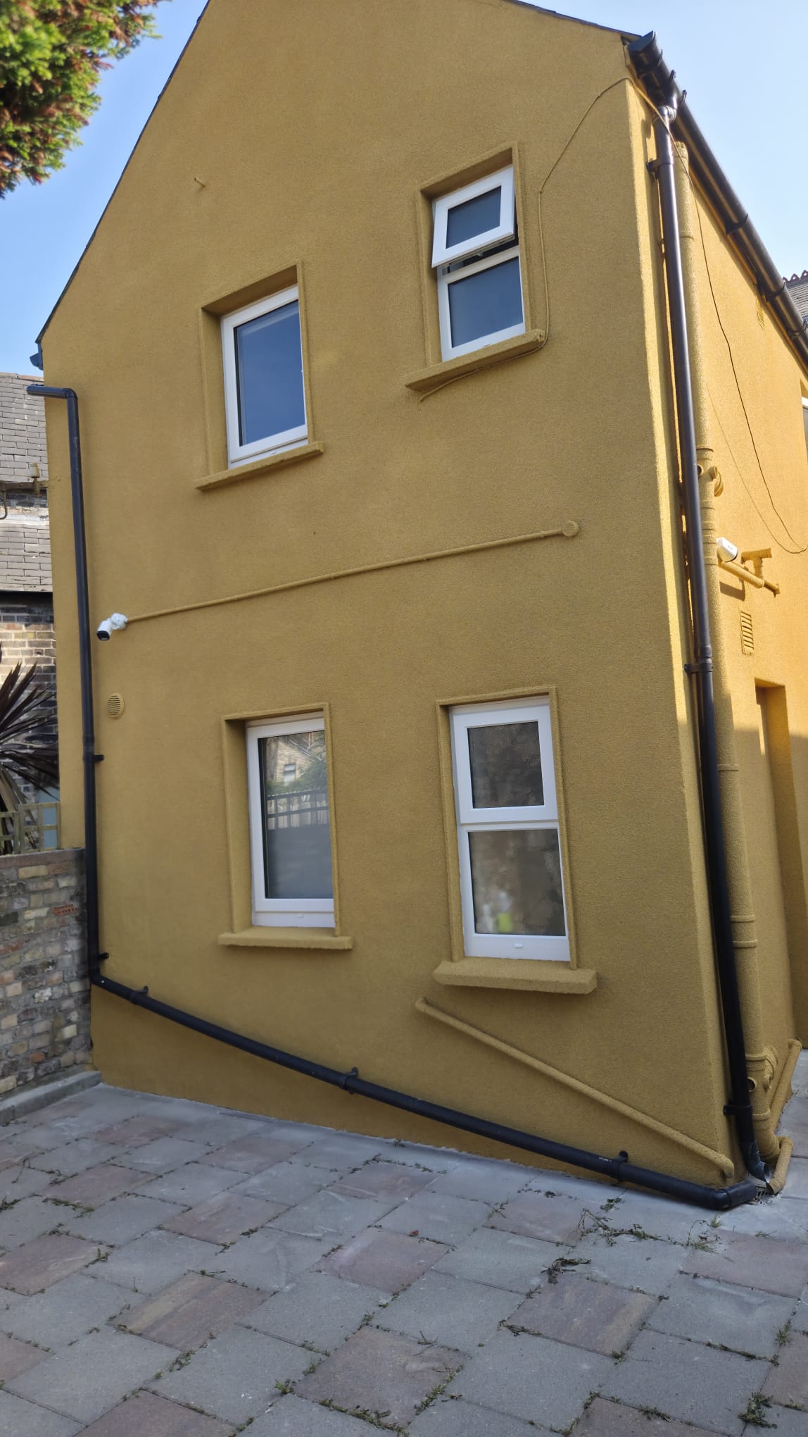Decoproyec Ireland - Sprayed Cork Coatings