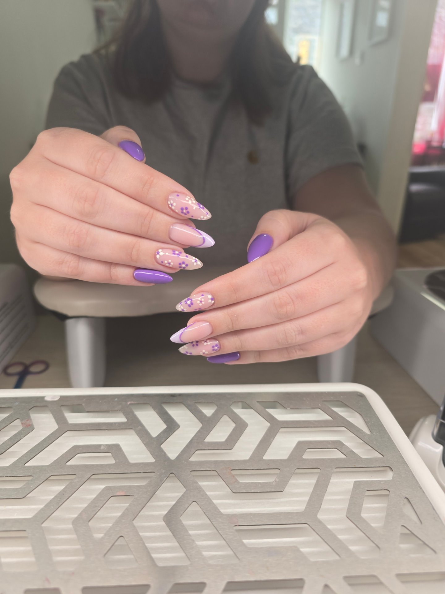 AuraLuxe Professional